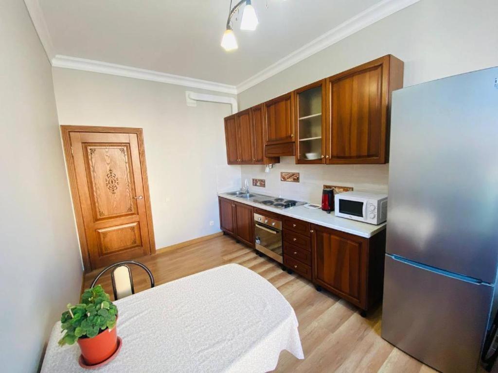 Ernaz Plus Apartments-Expo-Boulevard 130 Астана Экстерьер фото