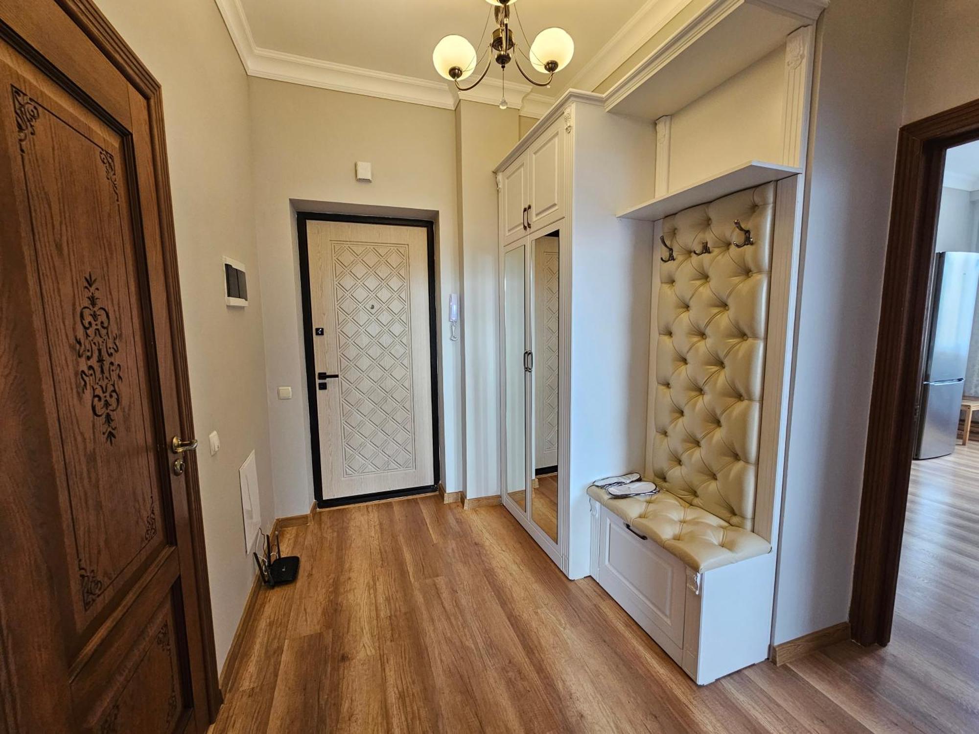 Ernaz Plus Apartments-Expo-Boulevard 130 Астана Экстерьер фото