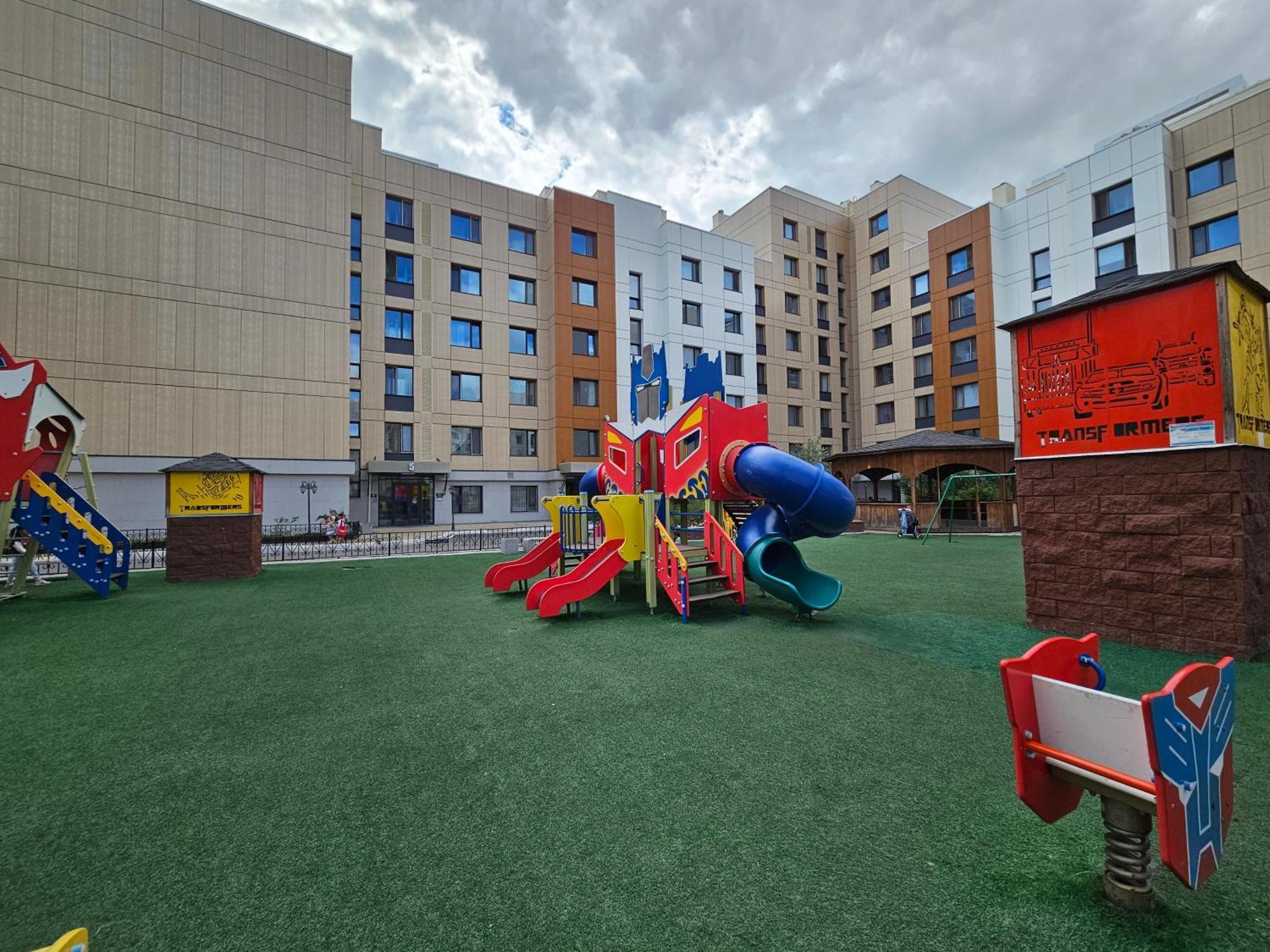 Ernaz Plus Apartments-Expo-Boulevard 130 Астана Экстерьер фото